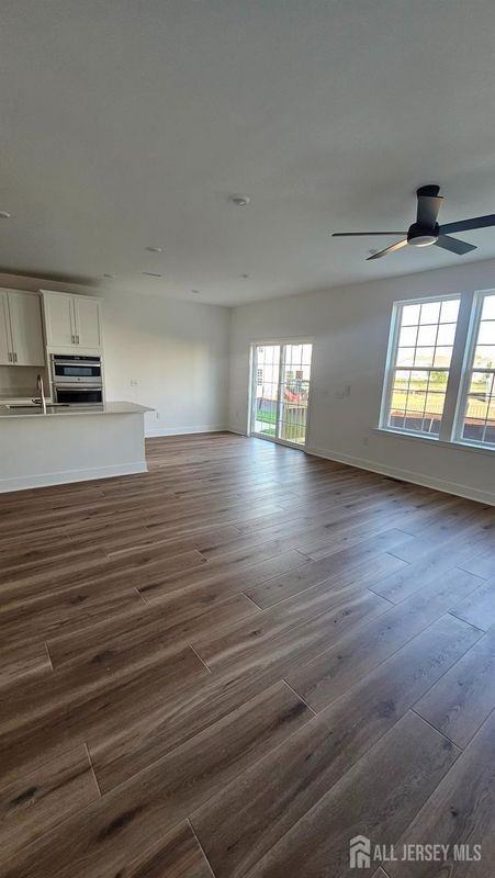 13 Griffin Lane - Photo 4 of 7