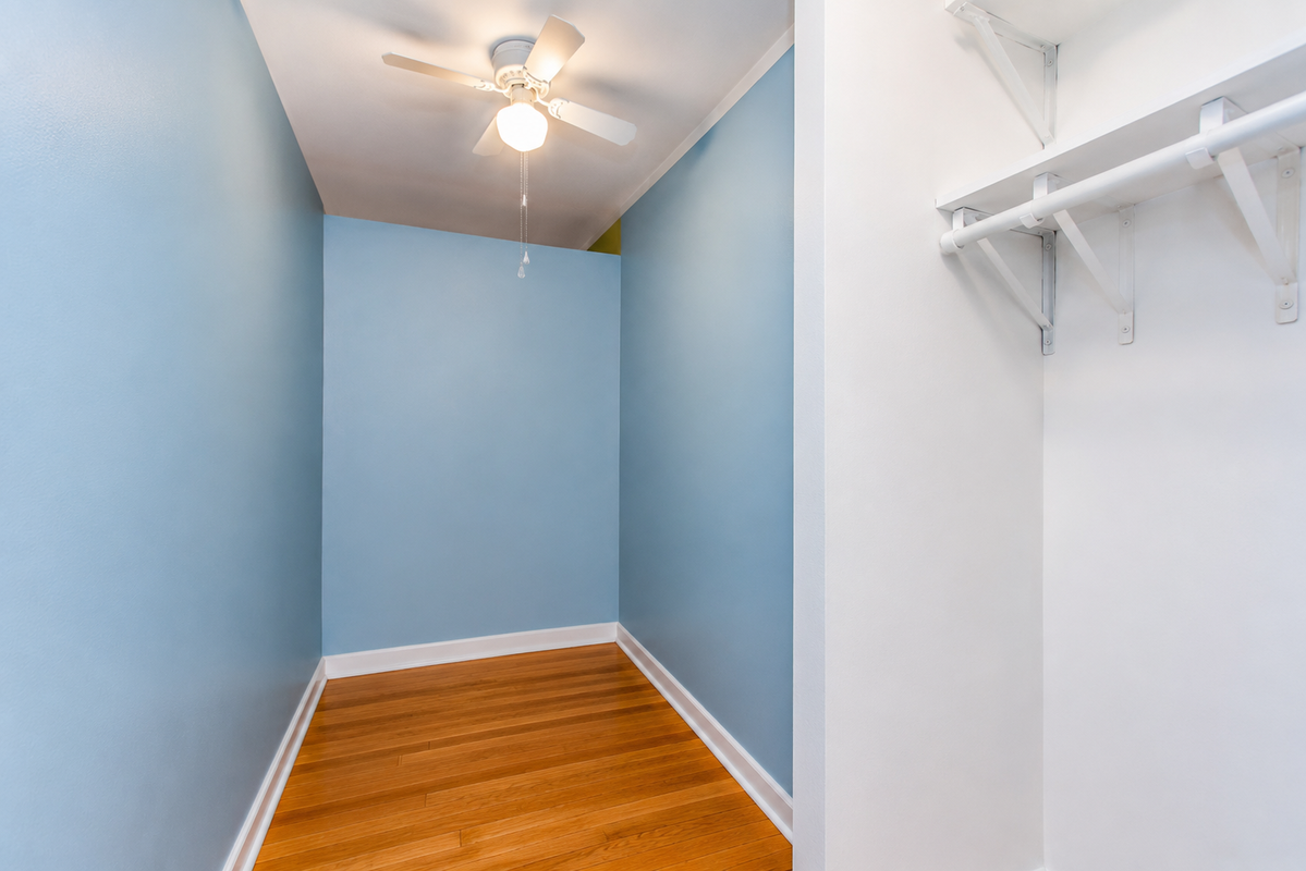 2328 N Lincoln Park West Ave, Unit 4A - Photo 6 of 12