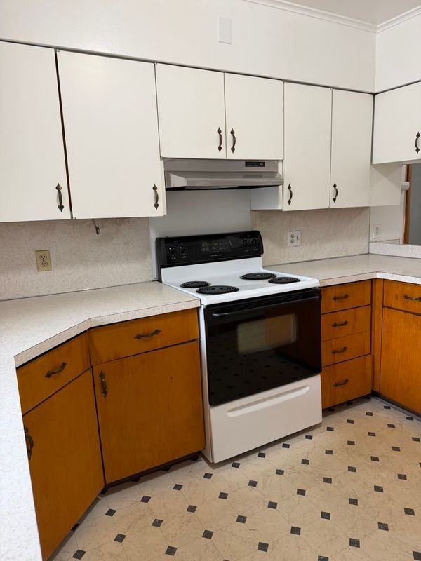 214 Market St ##1 - Photo 2 of 25