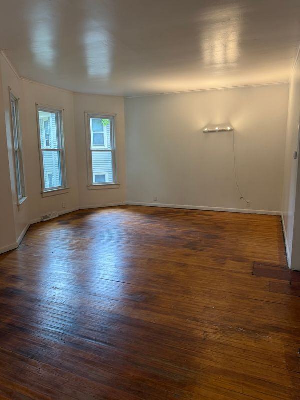 214 Market St ##1 - Photo 7 of 25
