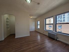 5417 N Kenmore Ave - Photo 1 of 1
