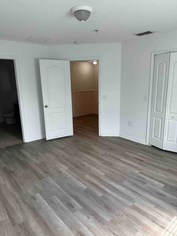 2328 Chatham Place Dr - Photo 3 of 3