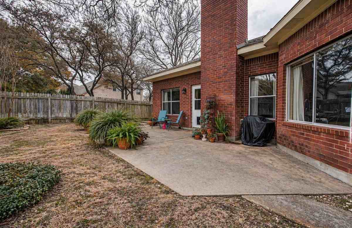 12900 Medina River Way - Photo 3 of 14