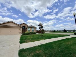 featured image of 520 Cantebury Park Ln