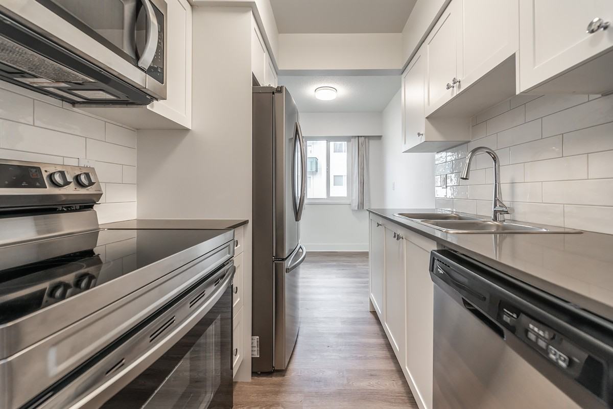 Stadacona Apartments - Photo 3 of 12