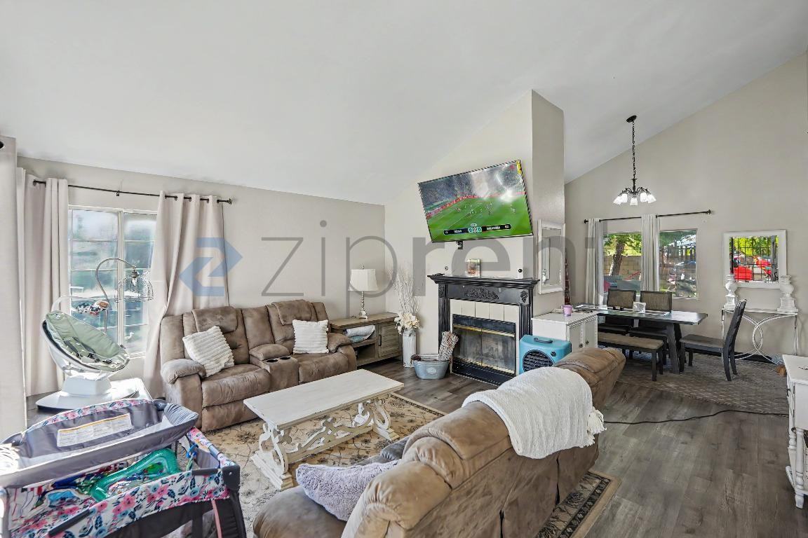 4703 Karling Pl - Photo 6 of 33