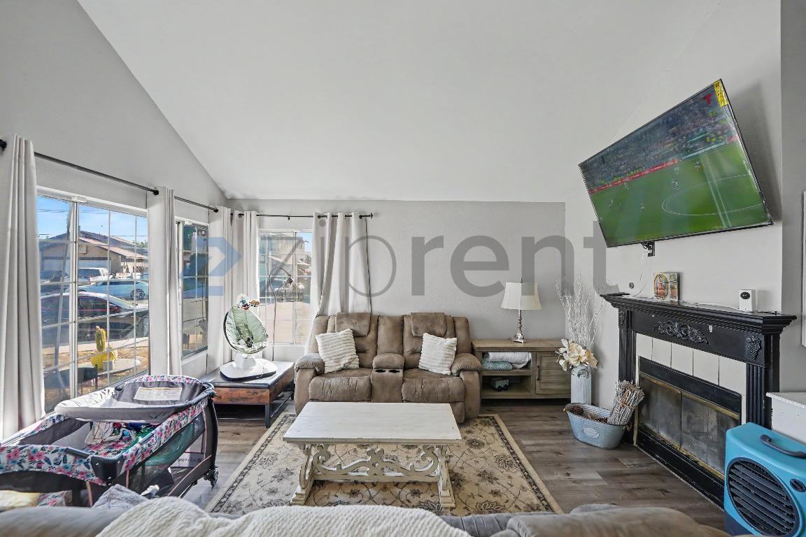4703 Karling Pl - Photo 7 of 33