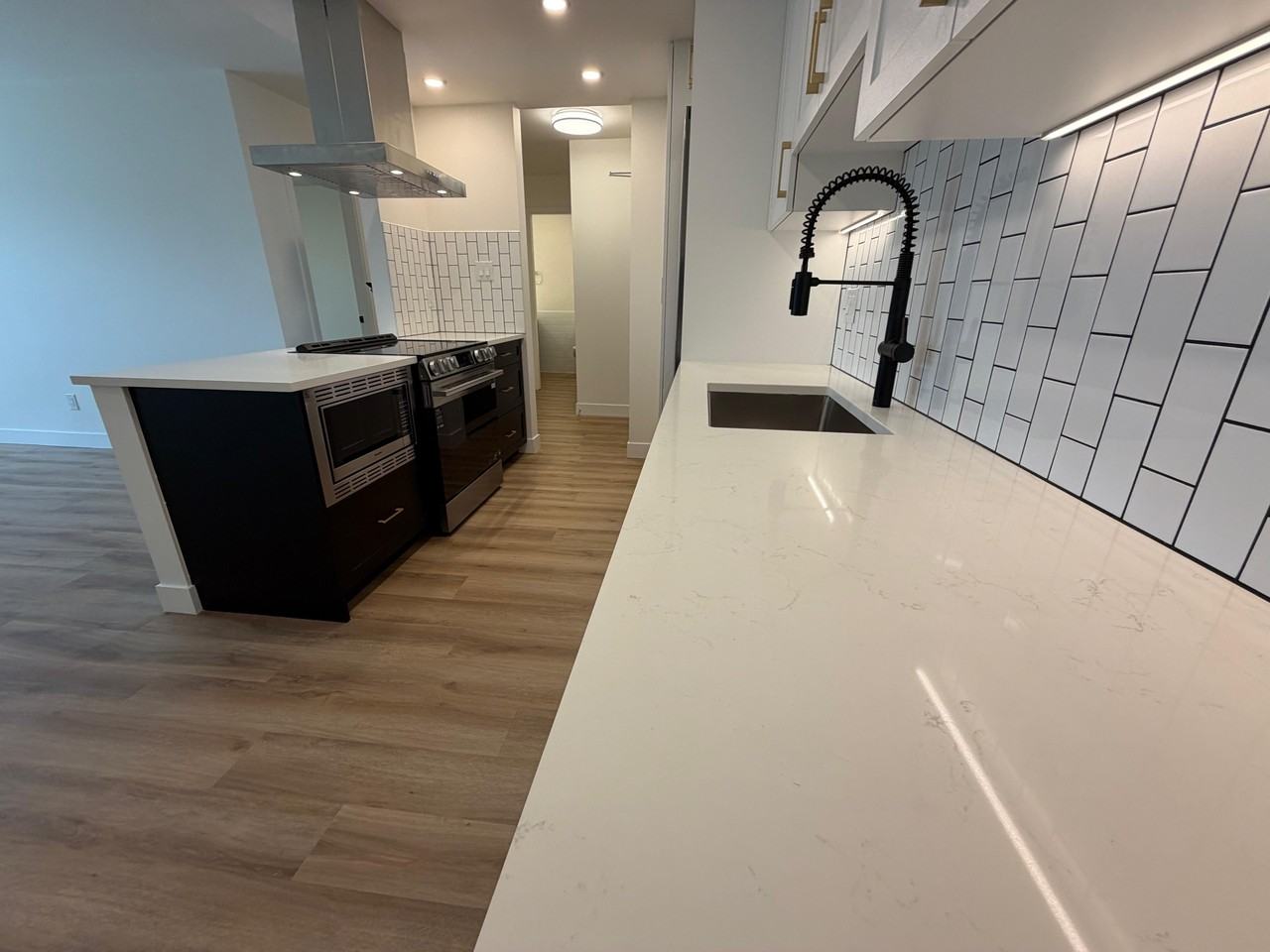 121 West 21st Street #303 - Photo 6 of 24