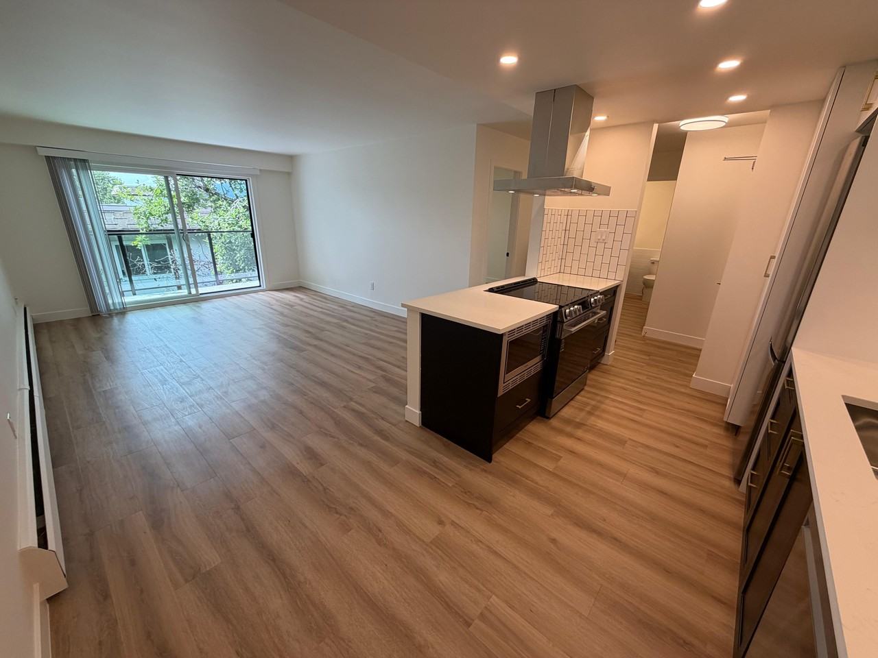 121 West 21st Street #303 - Photo 7 of 24