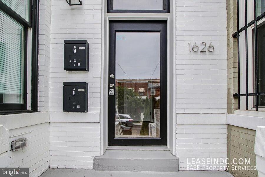 1626 Monroe St Nw #2 - Photo 2 of 14