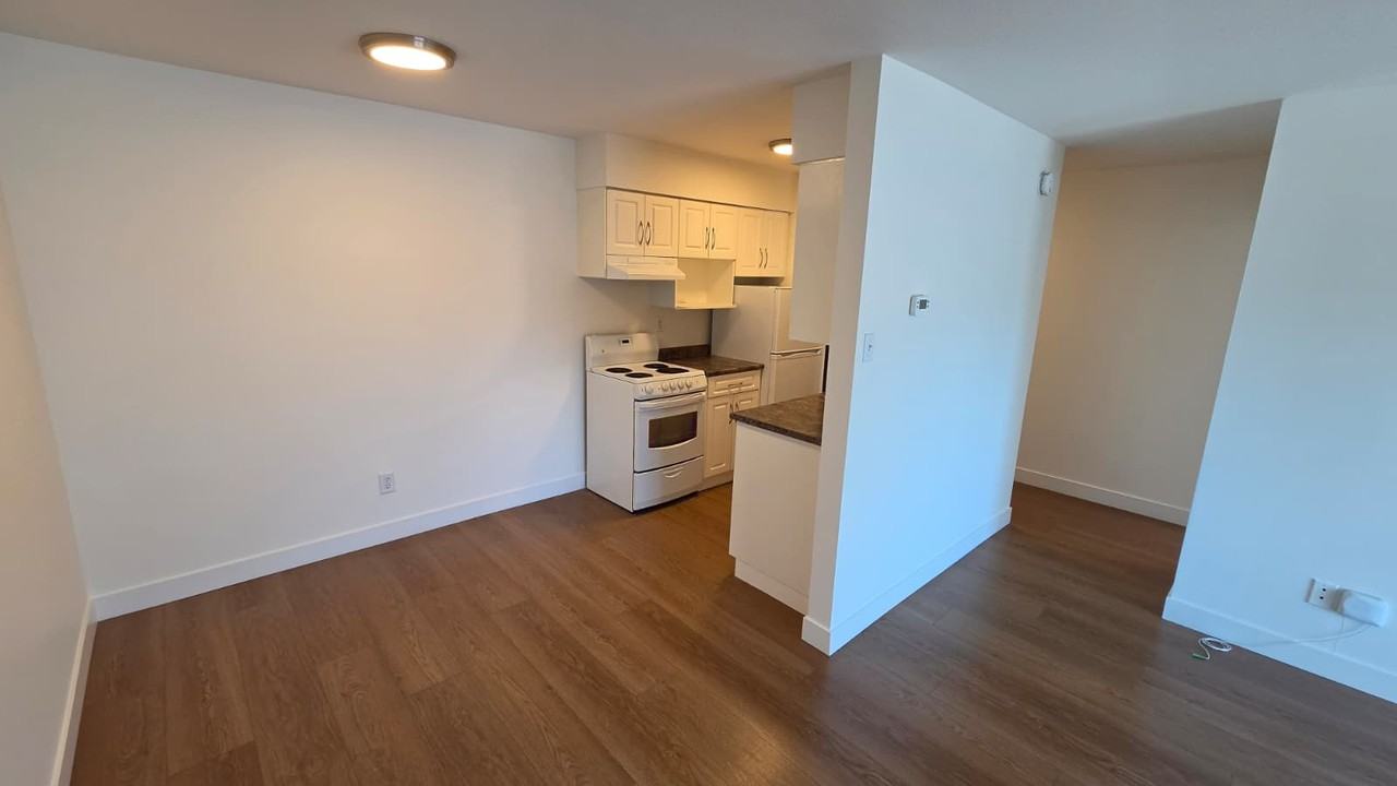 121 West 21st Street #208 - Photo 7 of 26