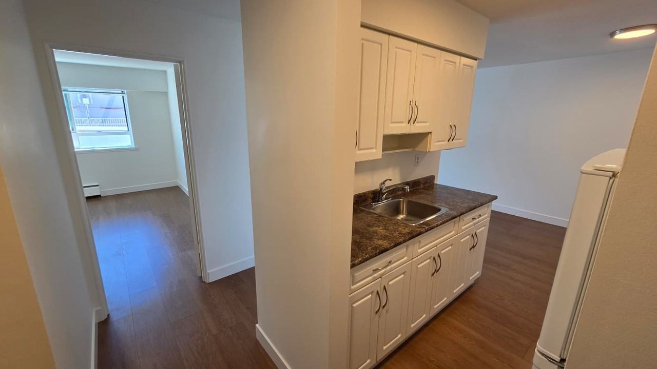 121 West 21st Street #208 - Photo 2 of 26