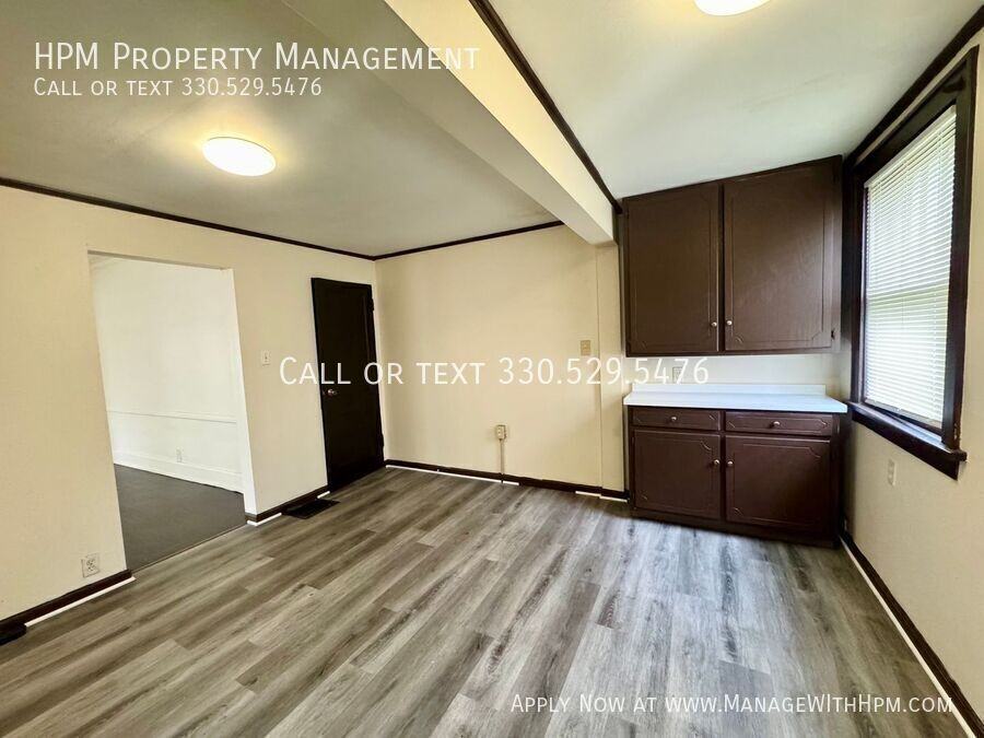 1301 Woodward Pl Nw - Photo 7 of 14