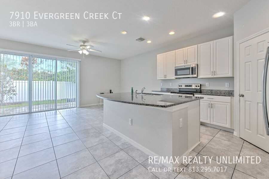 7910 Evergreen Creek Ct - Photo 7 of 29