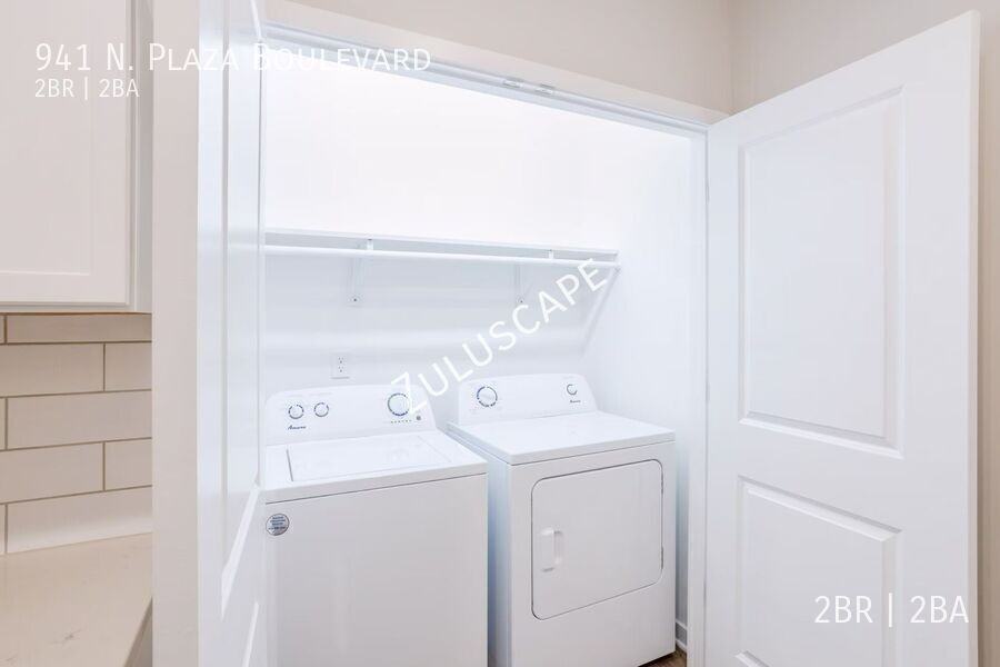 941 N Plaza Blvd - Photo 7 of 10