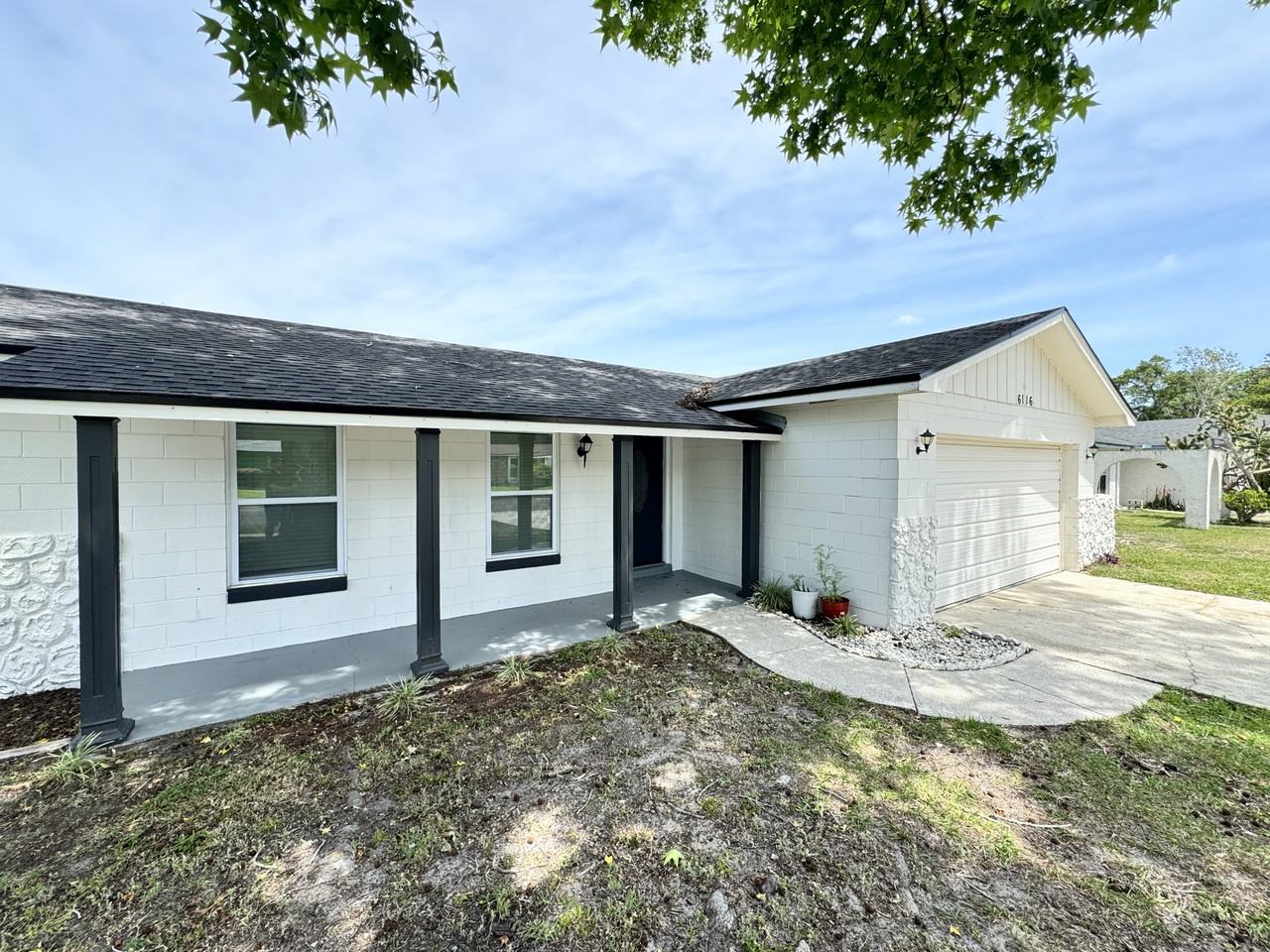 6116 Shakespeare Dr - Photo 4 of 14