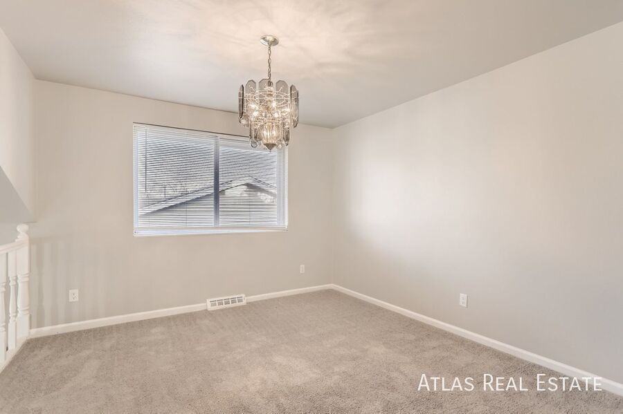 364 S Peoria Cir - Photo 3 of 16