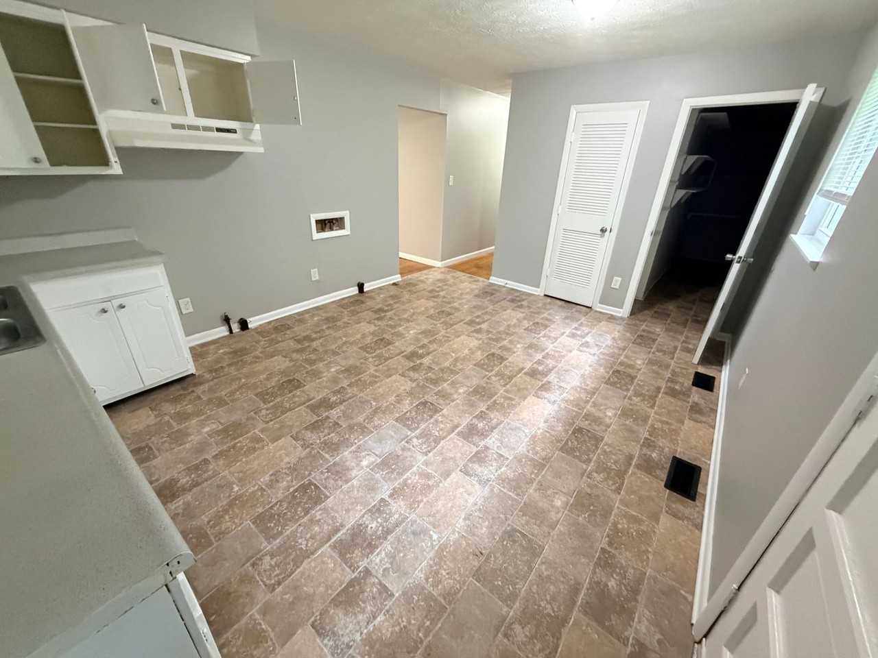 1838 Balfour Dr - Photo 2 of 12
