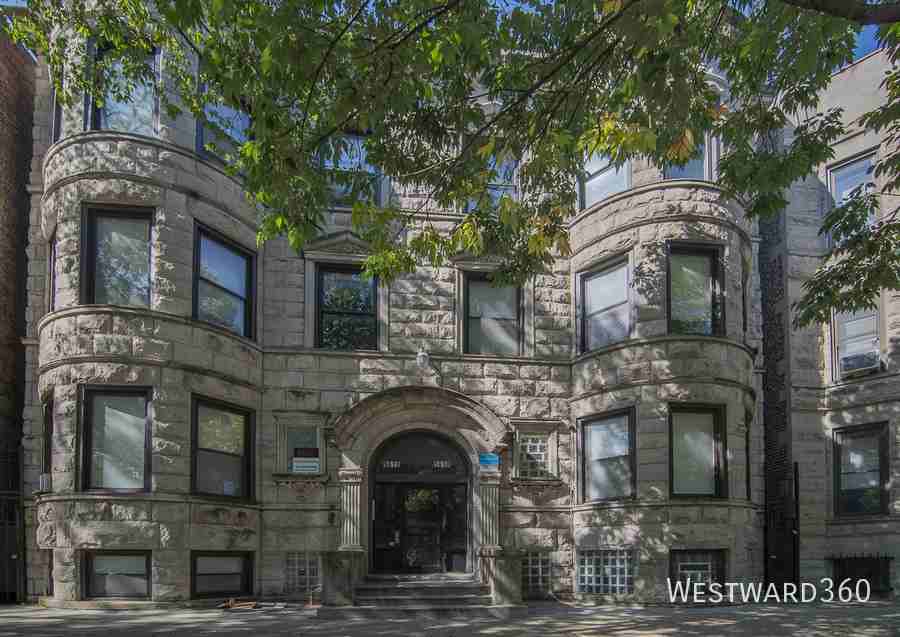 5610 S Michigan Ave #3N - Photo 2 of 17