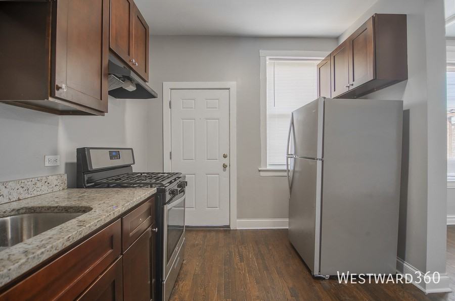 5610 S Michigan Ave #3N - Photo 6 of 17