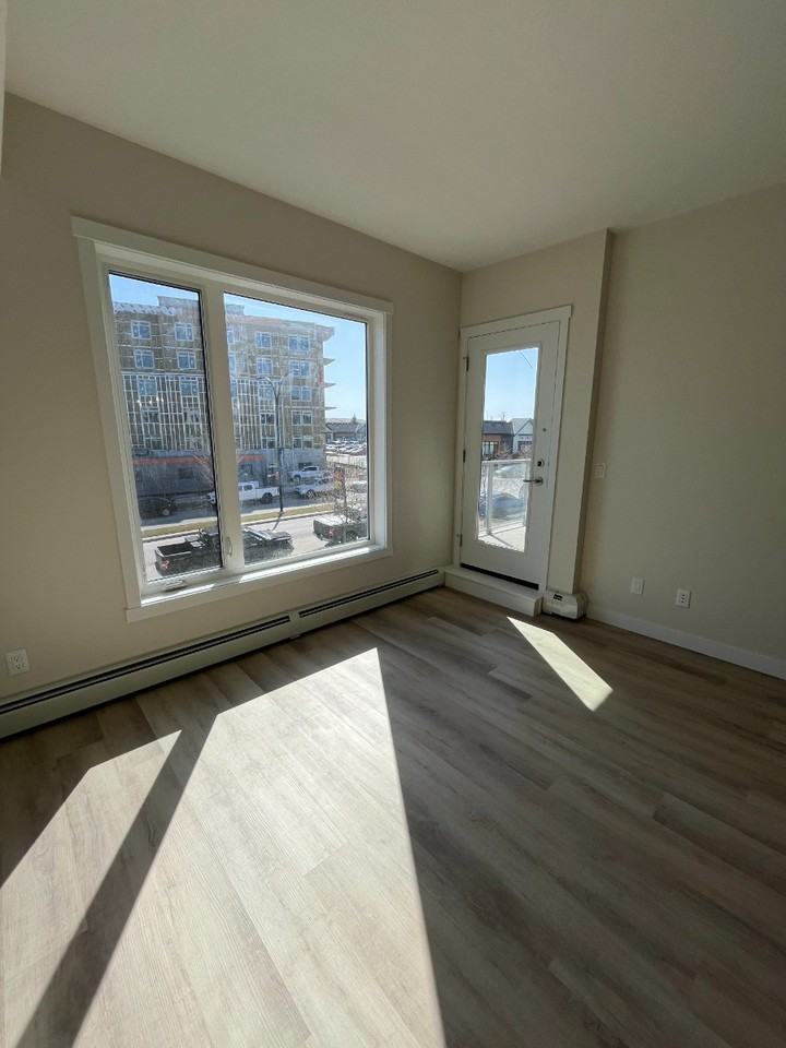 700 Shawnee Sq Sw #205 - Photo 4 of 10
