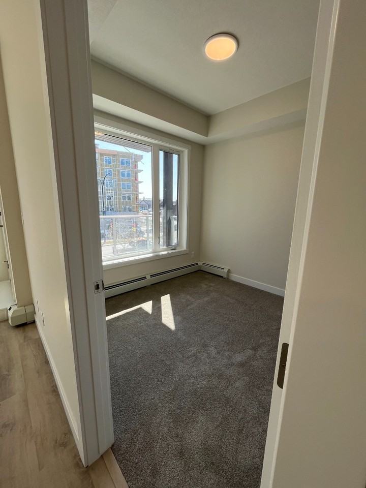 700 Shawnee Sq Sw #205 - Photo 7 of 10