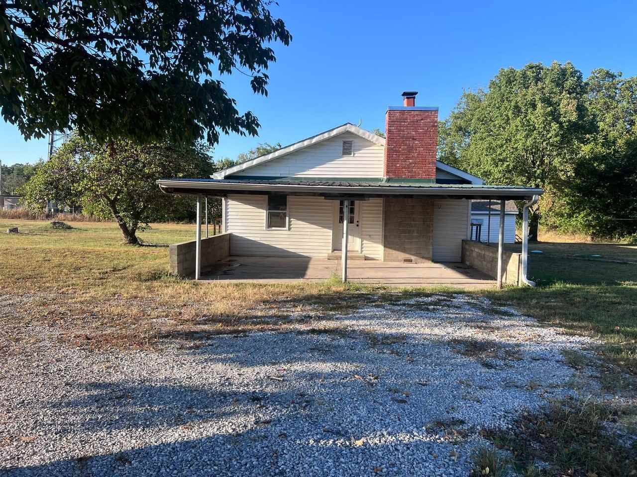 6296 Joplin St - Photo 4 of 16