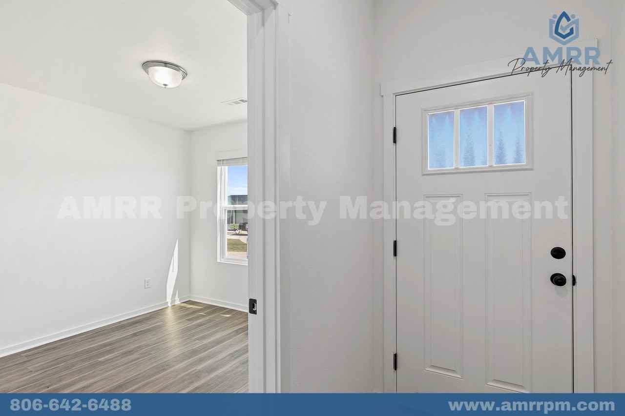 1113 Sw 3rd Ave - Photo 4 of 28