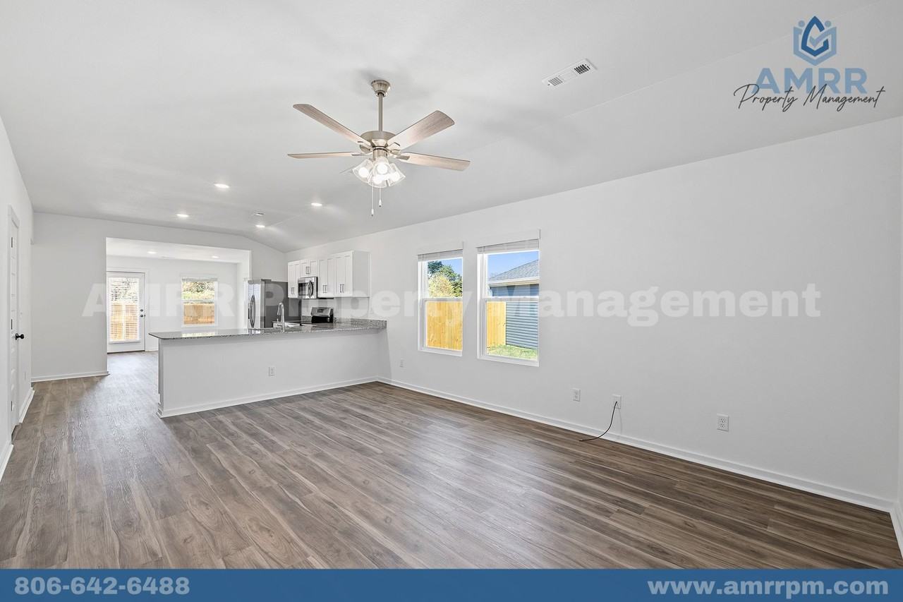 1113 Sw 3rd Ave - Photo 6 of 28