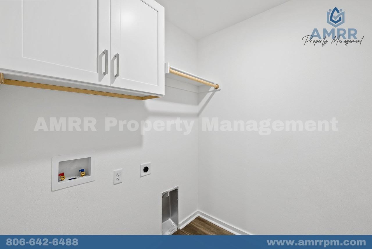 1210 Sw 2nd Ave - Photo 5 of 25