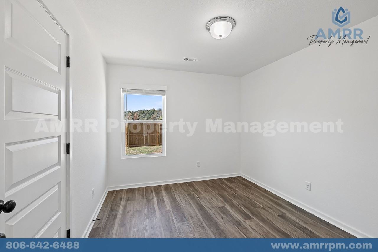 1210 Sw 2nd Ave - Photo 7 of 25