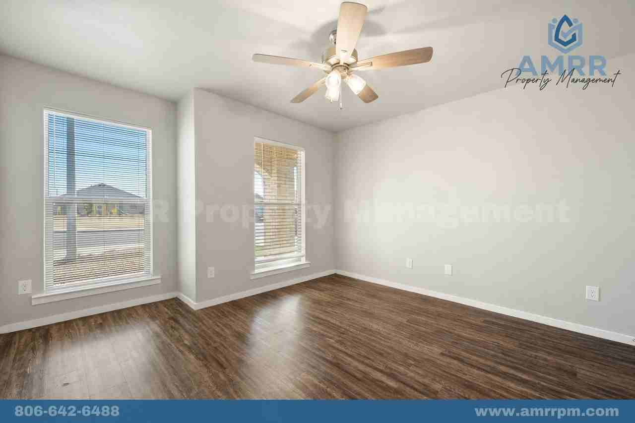 2022 Kenwood Ave - Photo 6 of 24