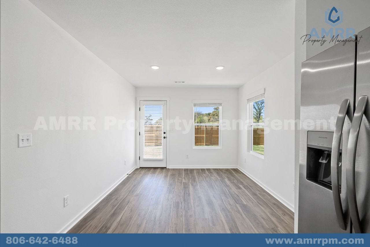 1112 Sw 3rd Ave - Photo 5 of 26