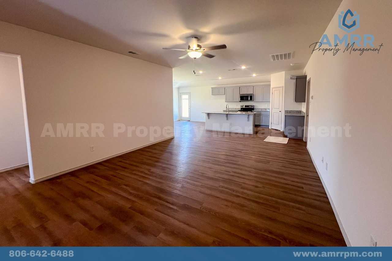 8418 E County Road 111 - Photo 4 of 31