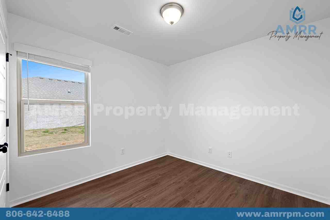 125 Sw Vanessa St - Photo 5 of 31