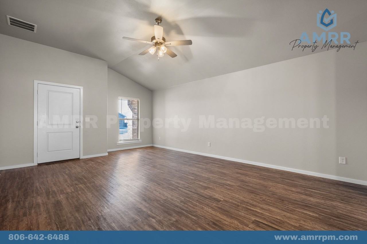 2025 Kenwood Ave - Photo 6 of 29