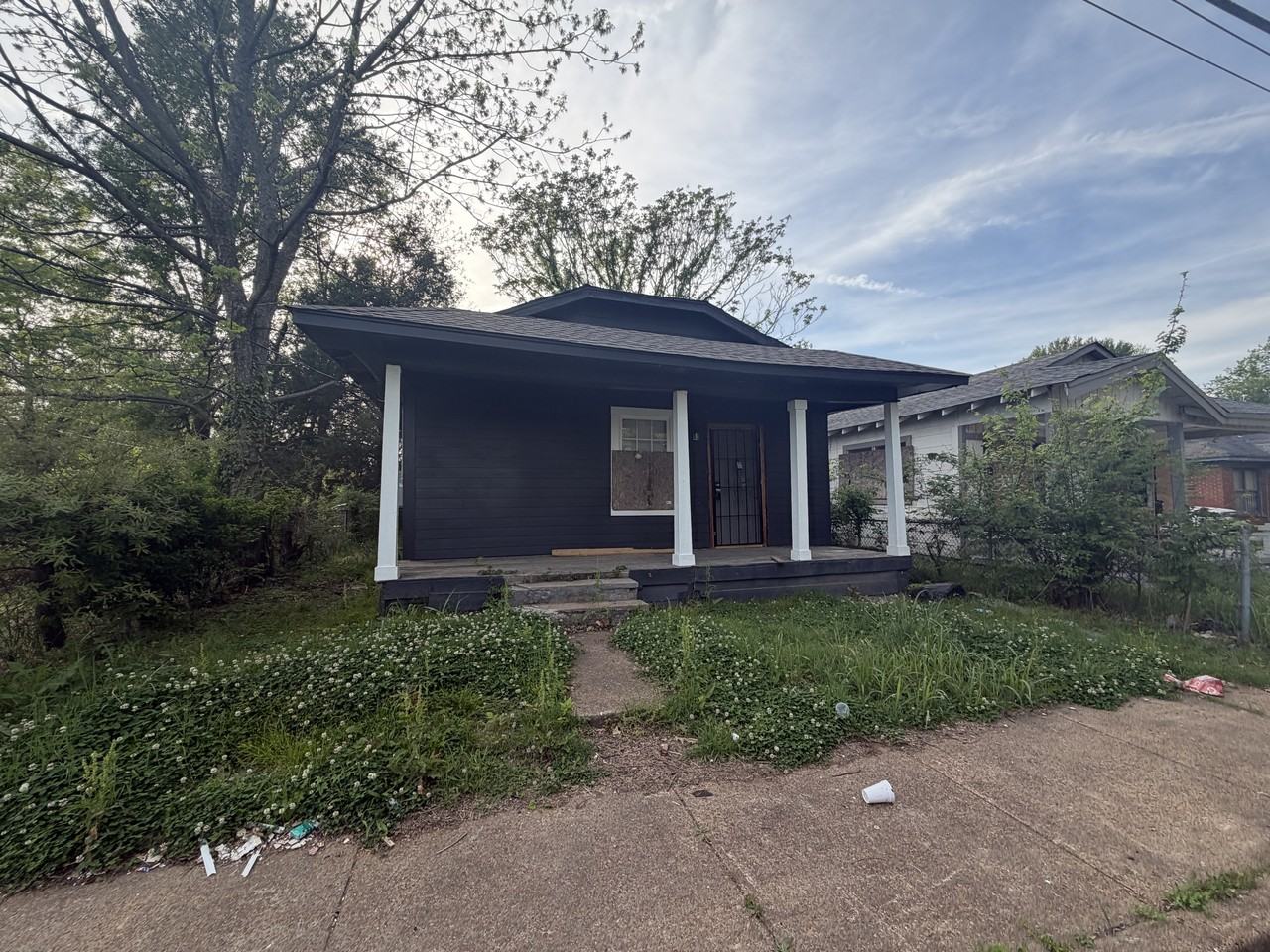 765 Grand St - Photo 3 of 10