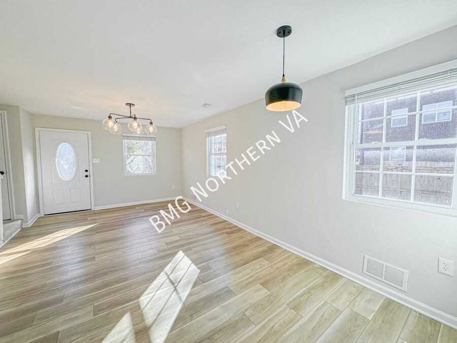 3800 Edison St - Photo 3 of 25