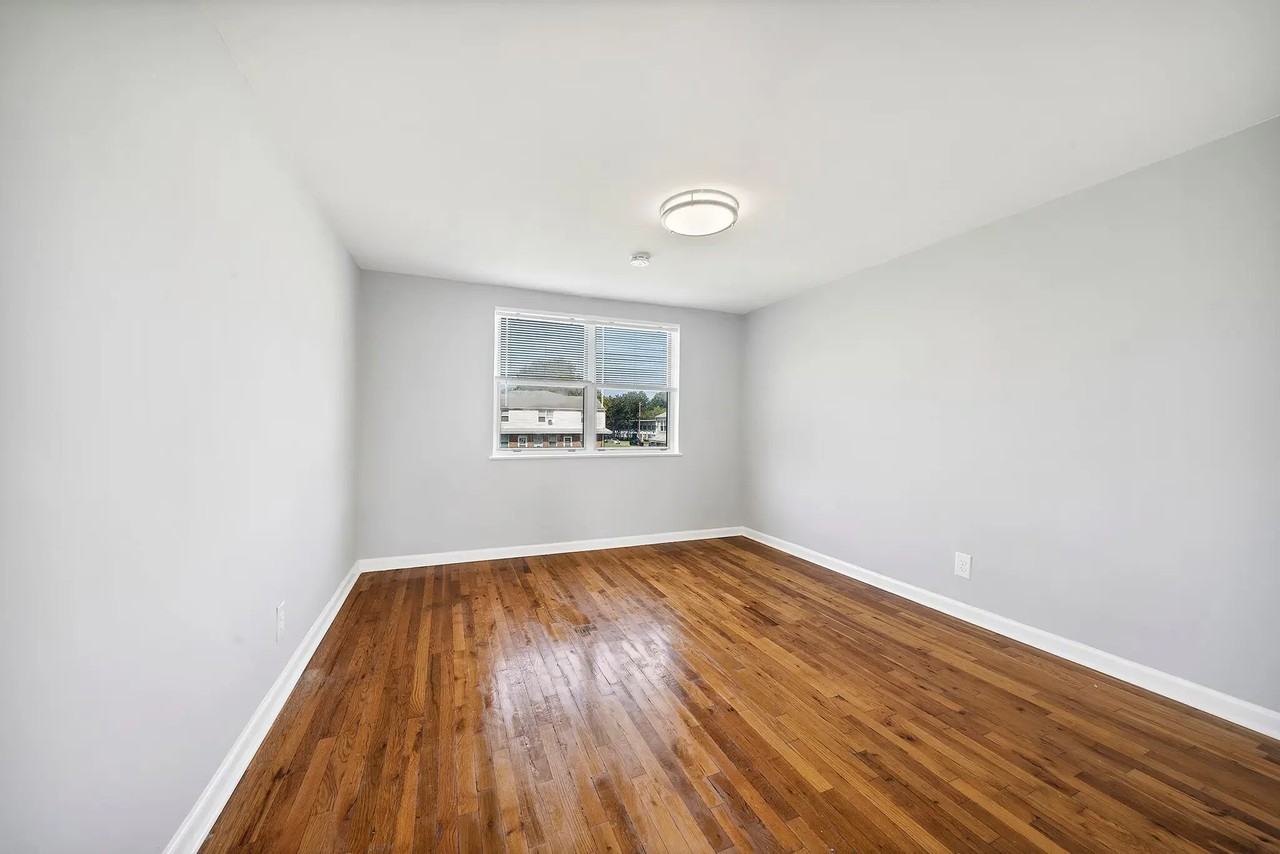 111 Wayne Rd #306 - Photo 7 of 12