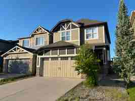 featured image of 184 Walden Parade Se
