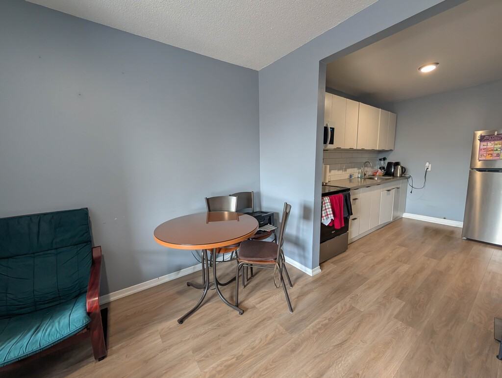 5824 Main St - Photo 5 of 12