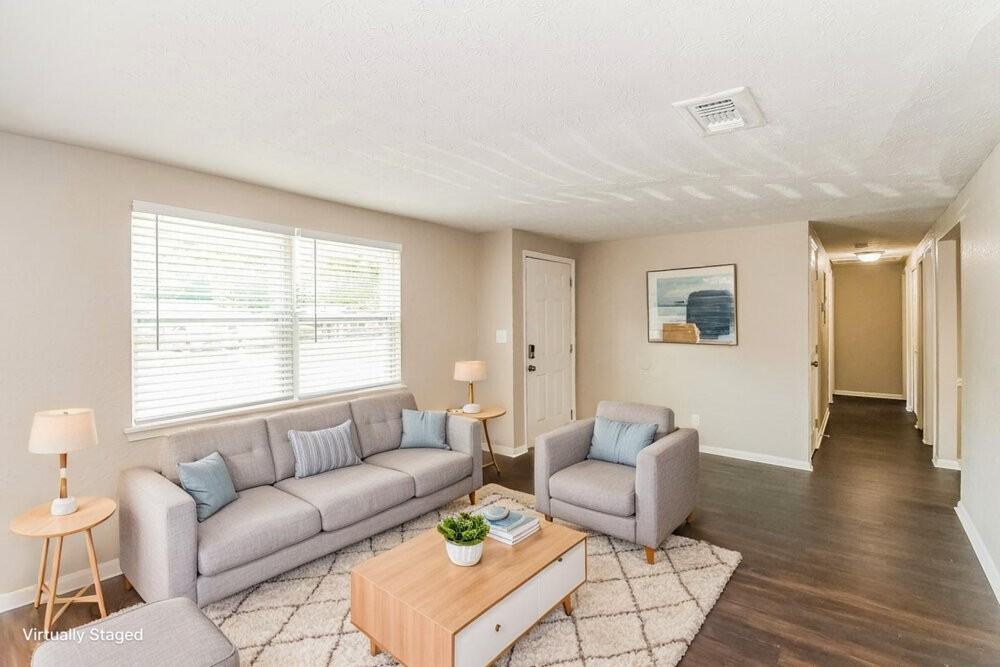 7563 Patrice Ct - Photo 5 of 19