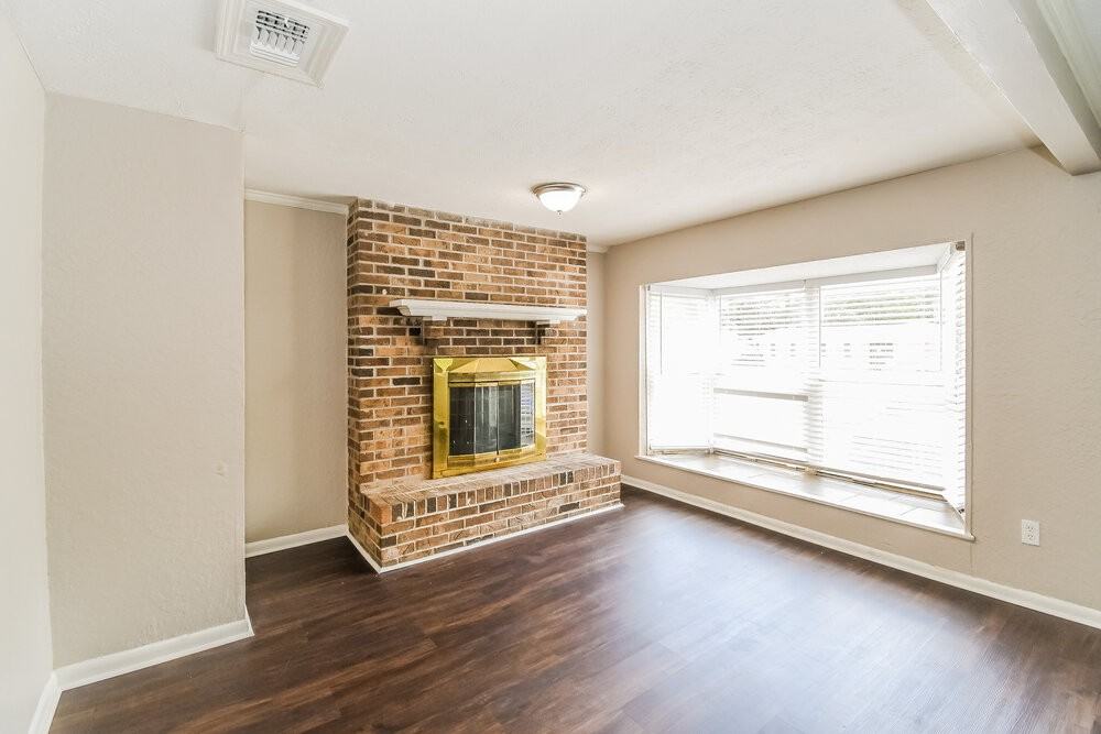 7563 Patrice Ct - Photo 7 of 19