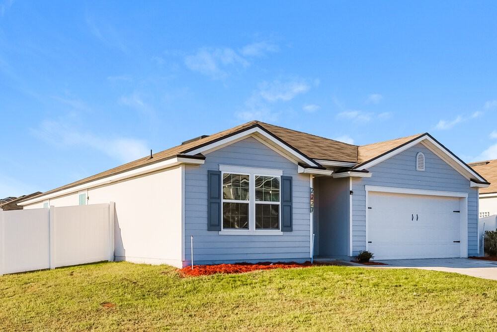 2227 Pebble Point Dr - Photo 3 of 14