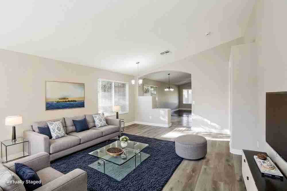 8493 W Monona Ln - Photo 4 of 19