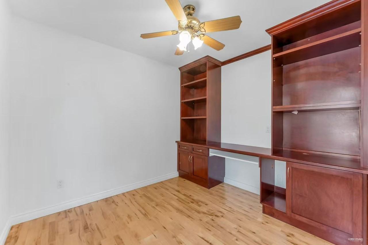 8063 Wiltshire Boulevard - Photo 5 of 20