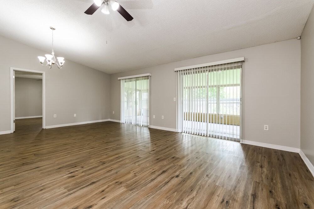 602 Cypress Ct - Photo 3 of 19