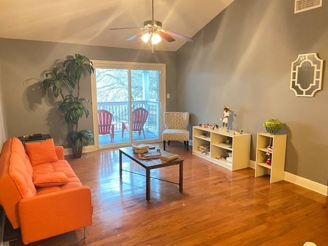 7301 Santa Fe Pkwy - Photo 5 of 8