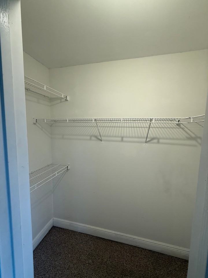 7301 Santa Fe Pkwy - Photo 6 of 8