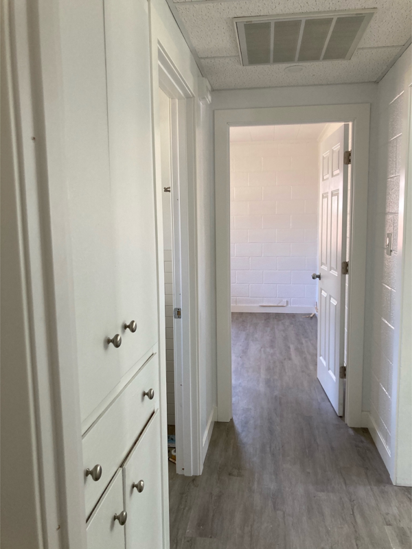711 Summit St - Photo 5 of 11